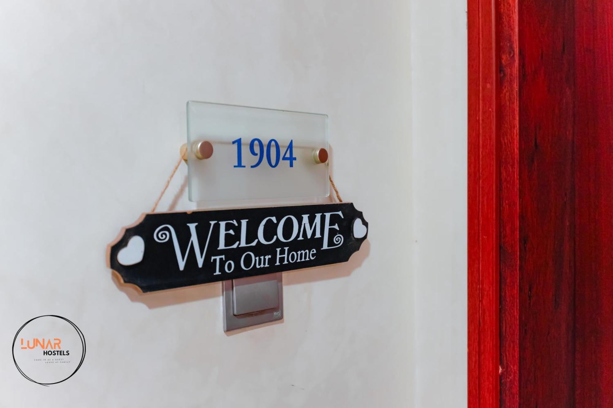 Lunar Hostel - Jbr Ντουμπάι Εξωτερικό φωτογραφία